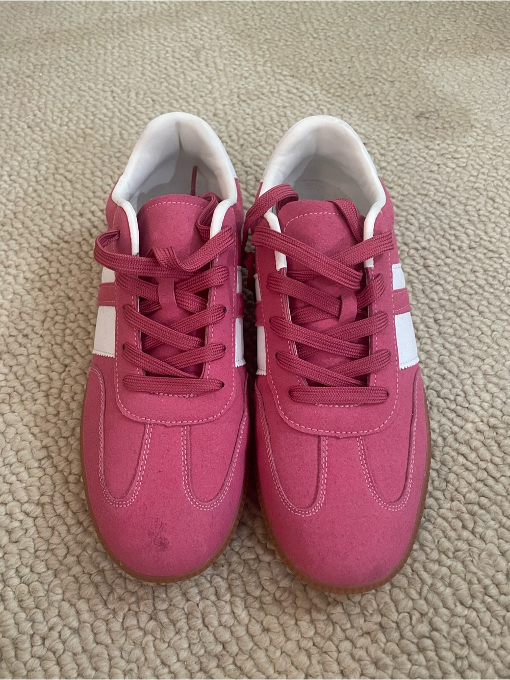 Women’s Sneakers